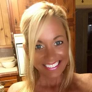 Meet your Posher, Cassandra